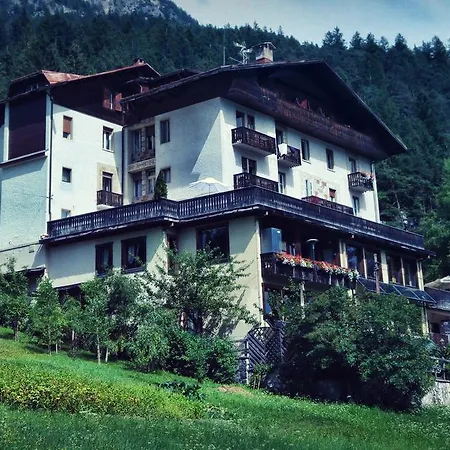 Cima Belpra' מלון 3*